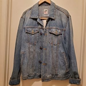 GAP men's denim jacket size XL